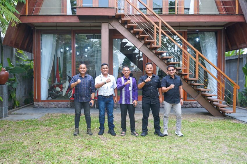 Momen Hangat Wakil Wali Kota Medan Terima Kunjungan Danyon Parako 463 Pasgat