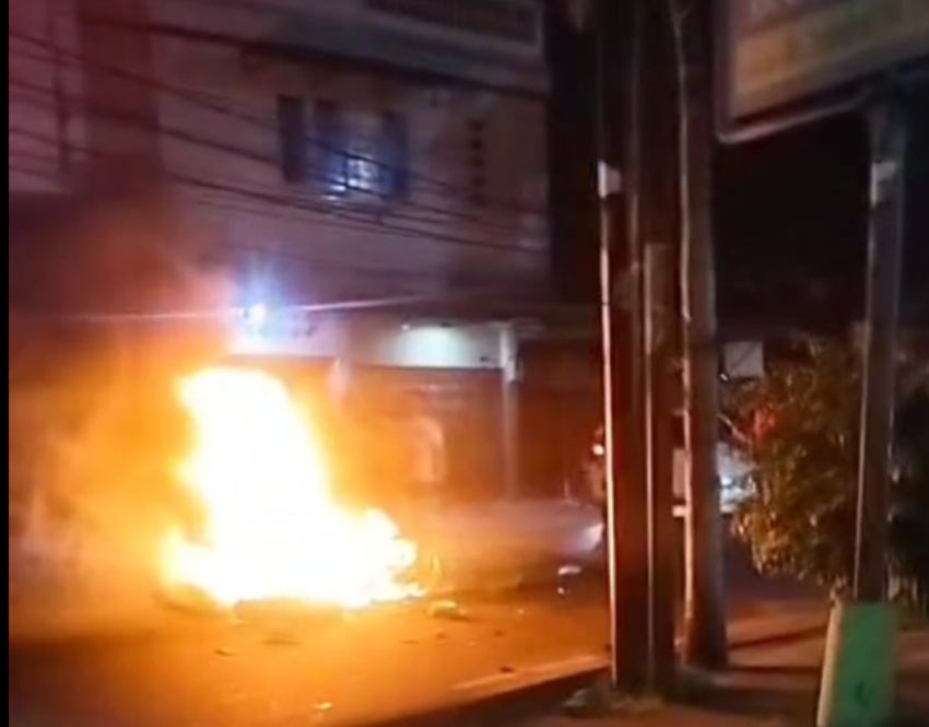 Tragis dan Membuat Panik Tabrak Motor Lawan Arah Pengendara CRF Luka Bakar