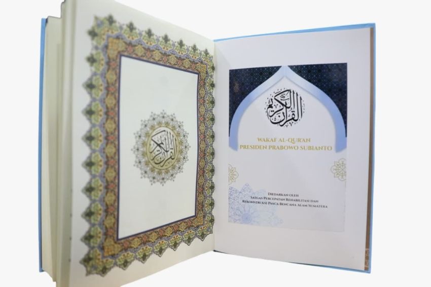 Presiden Wakafkan 70.000 Al-Qur'an kepada Masyarakat Terdampak Bencana Sumatera*