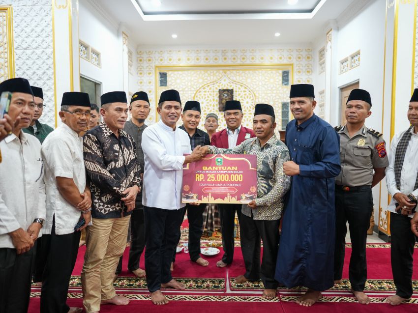 Tim 1 Safari Ramadhan di Masjid Nurul Dakwah Sawah Sudut di Pimpin &lrm;Bupati Solok.