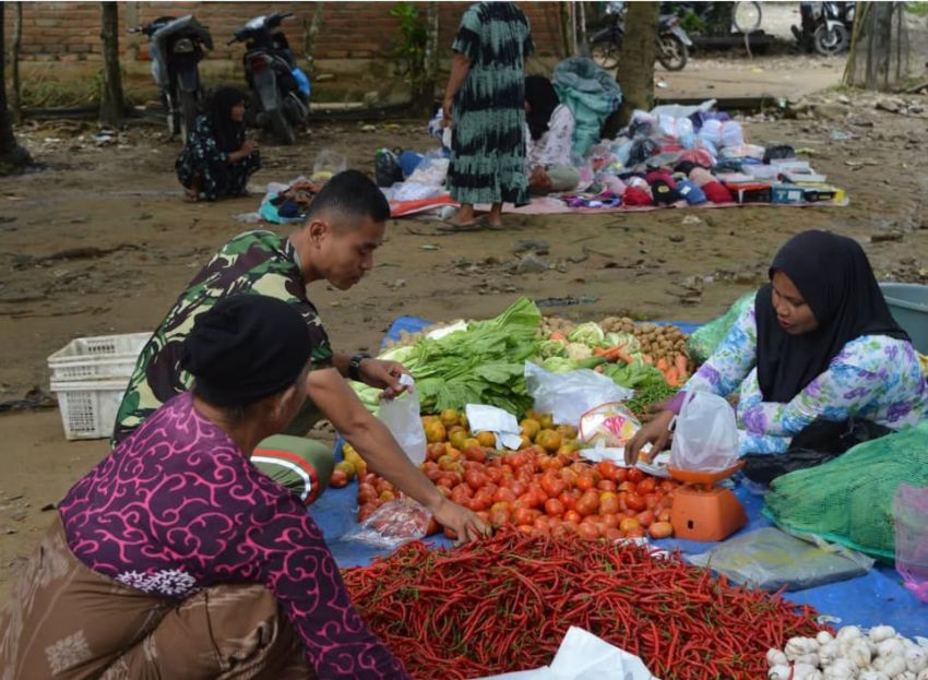 Hanya Sekali Seminggu, Pekan Simataniari Jadi Saksi Kedekatan Satgas TMMD Ke-127 Kodim 0212/Tapsel dan Warga