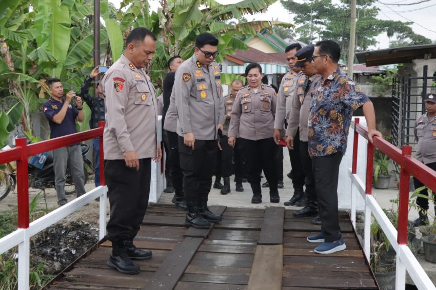 Polri Monitoring Jembatan di Desa Liberia, Pastikan Keselamatan dan Akses Warga Tetap Terjaga