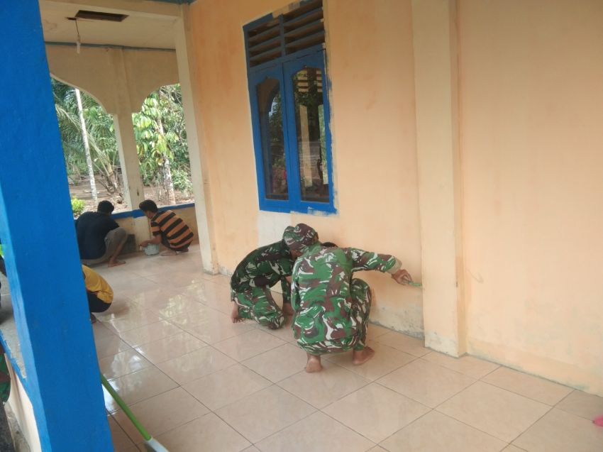 Tak Sekadar Membangun, Satgas TMMD Ke-127 Kodim 0212/Tapsel dan Warga Hidupkan Semangat Gotong Royong di Masjid Nurul Iman