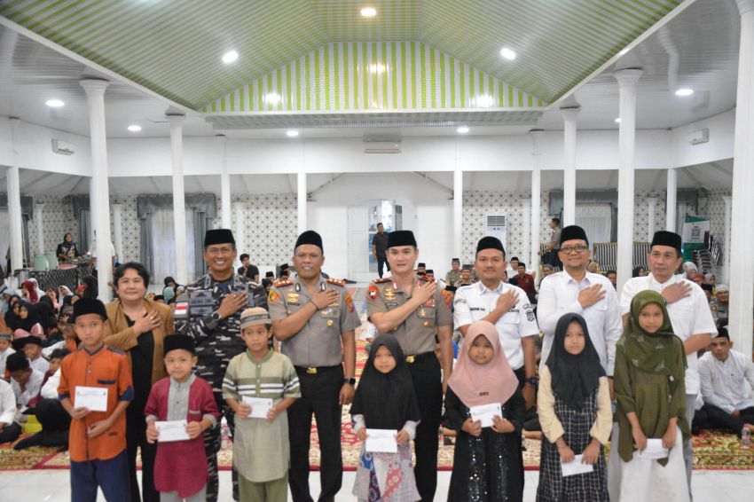 Wali Kota Tanjungbalai: Kolaborasi Pemko dan Baznas di Bulan Ramadhan Distribusikan ZIS kepada Ribuan Mustahik