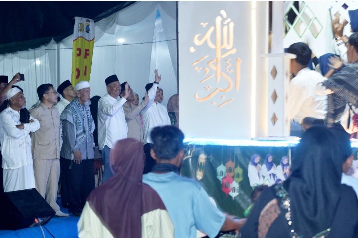 SIARAN PERS DINAS KOMUNIKASI DAN INFORMATIKA 20 MARET 2026  &ndash; 65/DISKOMINFO SUMUT/2026    Meriah! Pj Sekdaprov Sumut Lepas Pawai Obor dan Mobil Hias S