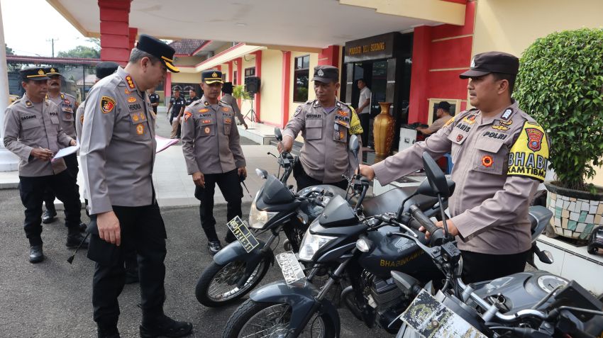 Pastikan Operasi Ketupat Toba 2026 Maksimal, Kapolresta Deli Serdang Periksa Seluruh Ranmor Dan Alkom Dinas*