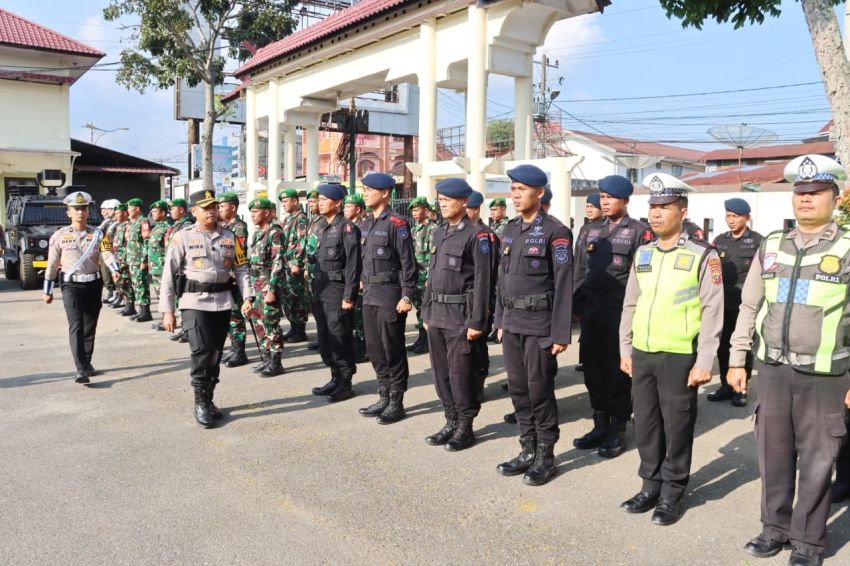 Jelang Idul Fitri, Polres Padangsidimpuan Siagakan Personel dalam Apel Gelar Pasukan Operasi Ketupat Toba 2026