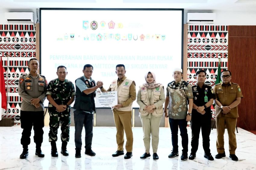 Bantuan Tahap II Cair! Bupati Madina Salurkan Rp3,27 Miliar untuk Korban Siklon Senyar