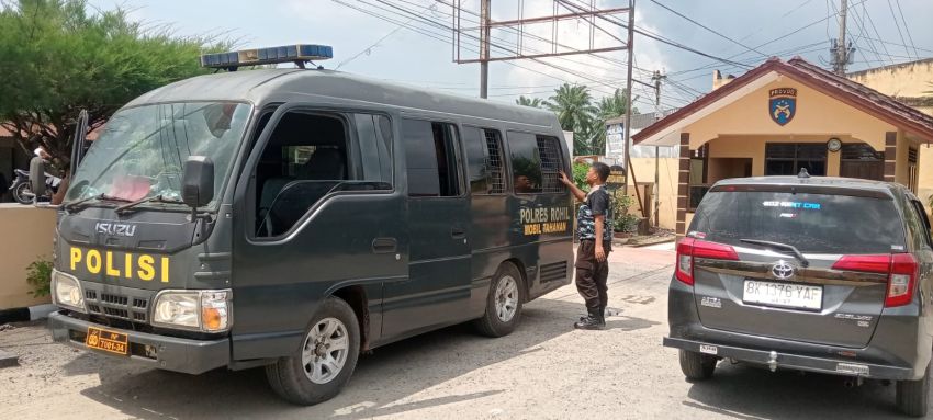 Antisipasi Aksi Massa,16 Orang Tahanan Polsek Panipahan Diamankan Ke Mapolres Rohil