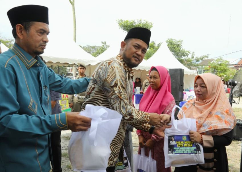 Sambut Ramadhan, Wakil Ketua DPRD Medan Hadiri Pembukaan Pasar Murah untuk Ringankan Beban Warga