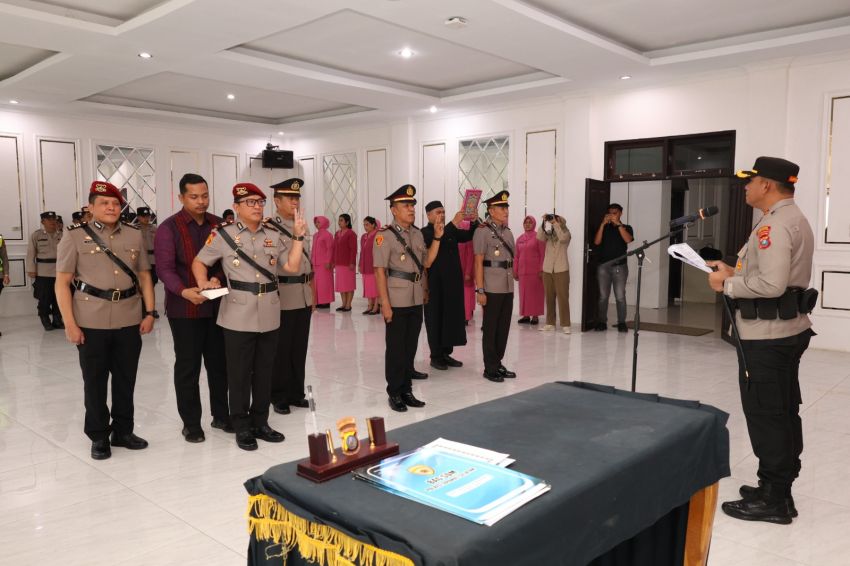 Kapolres Tapsel Rombak Jajaran, AKBP Yon Edi Winara Targetkan Kinerja Lebih Baik Lagi