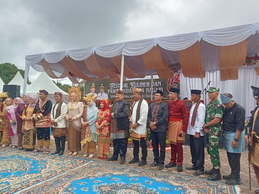 HUT KE 113 KABUPATEN SOLOK GELAR FESTIVAL KULINER DAN PAWAI BUDAYA.