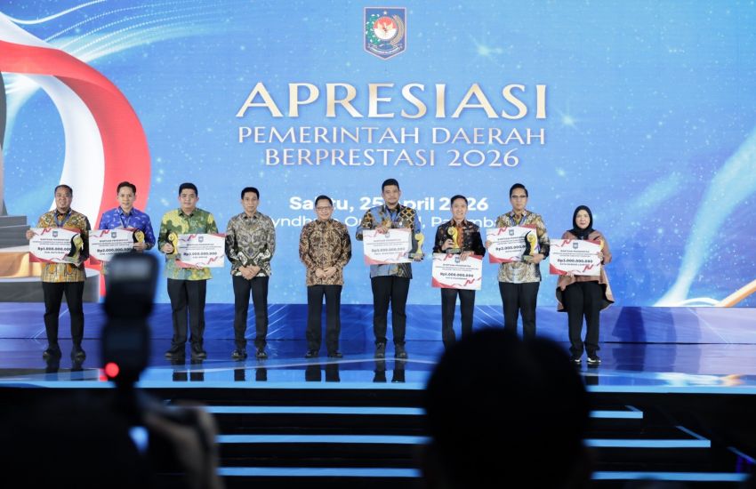 Terobosan Tata Kelola Keuangan, Bobby Nasution Raih Penghargaan Creative Financing dari Mendagri