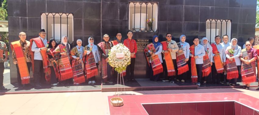 Reses Komisi X DPR RI, Sabam Sinaga : Perhatian Maksimum Untuk Daerah Kita Toba