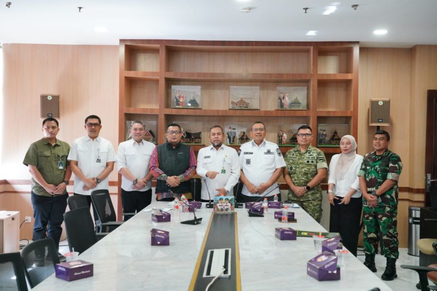 Asisten Administrasi Umum Provsu Pimpin Rakor Tapal Batas Kab. Pakpak Bharat Dan Kab.Dairi