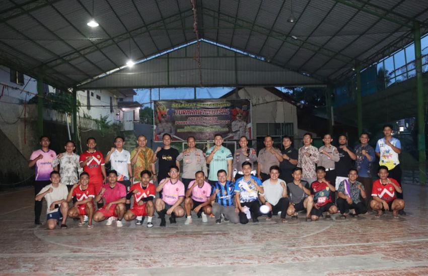 Sinergi Lewat Olahraga! Polres Padangsidimpuan Tumbangkan Bank Mandiri di Laga Seru