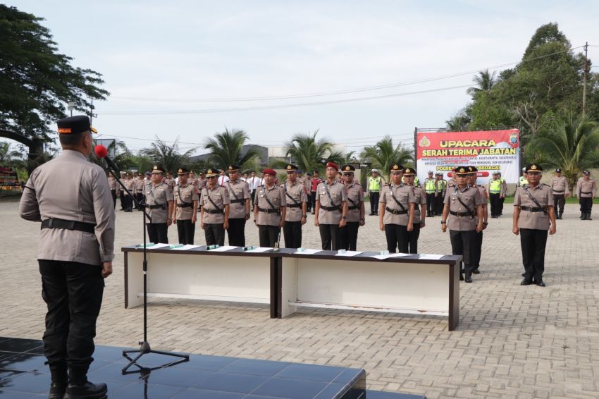 Mutasi Sejumlah Pejabat Polres Sergai, Kapolres Ingatkan Pentingnya Profesionalisme dan Soliditas Internal