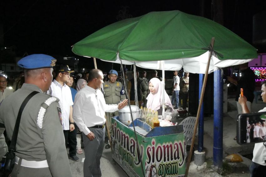 Wali Kota Tanjungbalai Sosialisasikan Penataan PKL di Kawasan Inti Kota