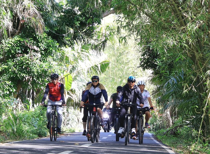 Inspiratif! Bupati Sergai Gowes Bareng OPD, Tinjau Jalan Sekaligus Kampanyekan Hemat Energi