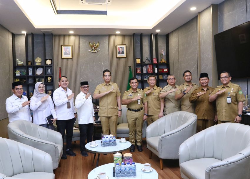 Kesiapan Pemberangkatan Haji 2026, Rico Waas Dorong Peningkatan Layanan bagi Jemaah Haji Medan