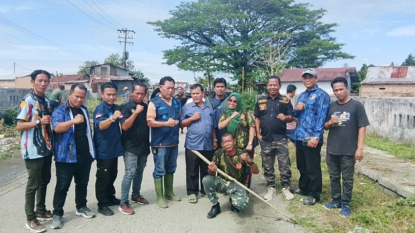 Menindak Lanjuti Gerakan Indonesia Asri, Kelurahan Terjun Bersama Ormas Menindak Lanjuti Terasli Dengan Gotong Royong