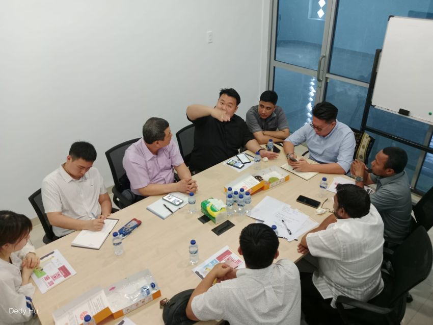 Investor Tiongkok dan Koperasi Jasa Keluarga Pers Bahas Pengadaan Mesin Pengering Gabah