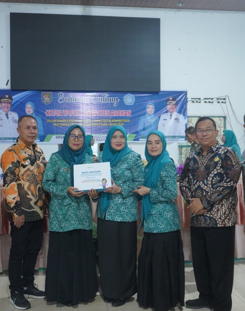 Ketua TP PKK Kabupaten Asahan Bina Desa Rahuning, Tekankan Pentingnya Tertib Administrasi