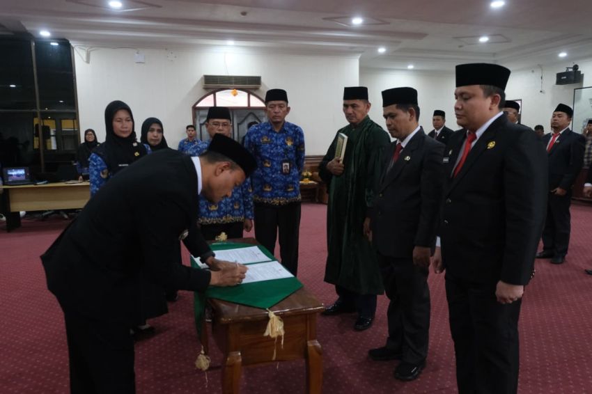 Wali Kota Tanjungbalai Lantik 11 Pejabat Tinggi Pratama, Tekankan Kinerja Terukur dan Profesionalisme