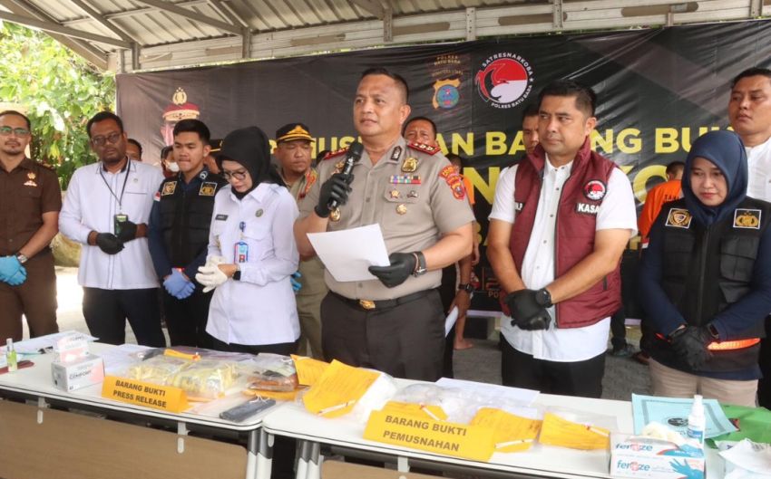 Polres Batu Bara Press rilis Ungkap Kasus Narkoba dan Musnahkan 1.210,07 gram Narkotika.