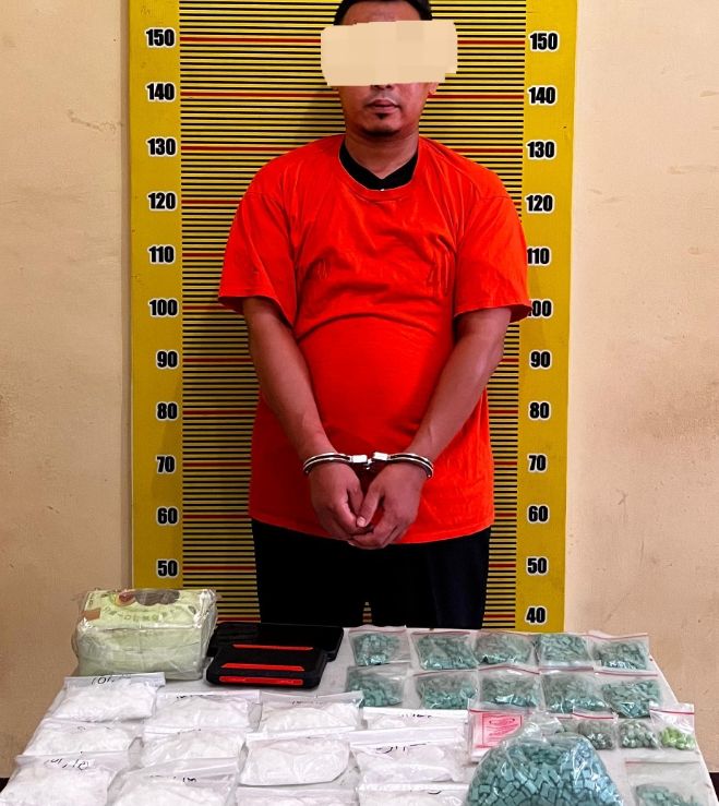 Polda Sumut Ungkap Peredaran 2 Kg Sabu dan 2.000 Butir Ekstasi, Seorang Oknum Guru Ditangkap