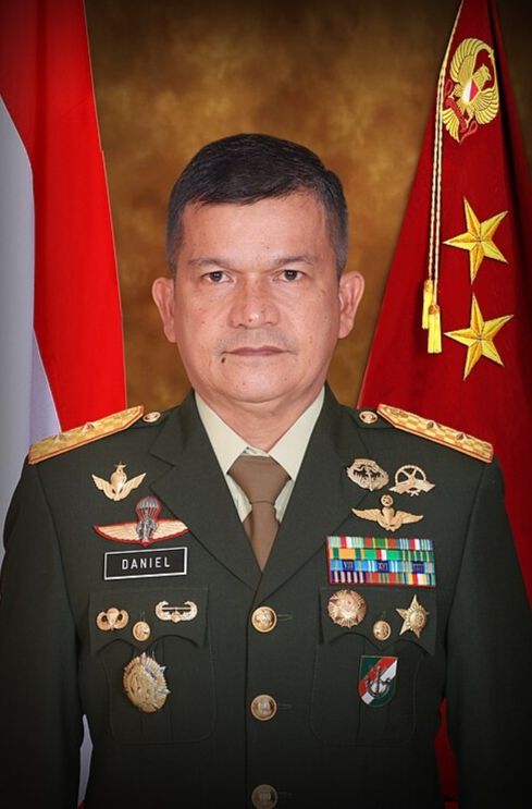 TOKOH MASYARAKAT SUMUT RUSLAN, NILAI ACHMAD DANIEL CHARDIN LAYAK MEMIMPIN SUMUT