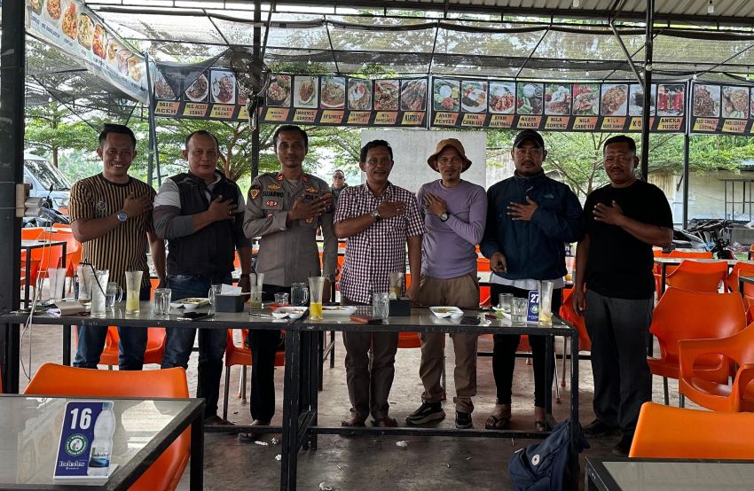 Pamit Penuh Haru, "Sahabat Anak" Iptu Sujarwo Tinggalkan Polsek Pantai Labu untuk Mengabdi di Garda Depan Siber Polda Sumut