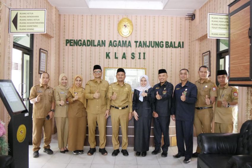 Wali Kota Tanjungbalai Kunjungi Pengadilan Agama di Momen Lebaran