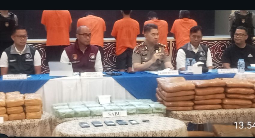 Pengungkapan Sehari, Polda Sumut Amankan 72 Kg Sabu dan 151 Kg Ganja dari 5 Tersangka