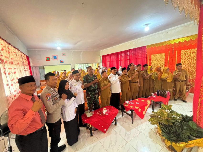 Perkuat Benteng Moral Generasi Muda, Sosialisasi Pekat dan Narkoba Digelar di MTsN 7 Solok