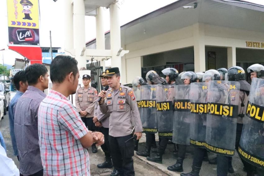 Simulasi Sispam Mako Digelar, Polres Padangsidimpuan Siaga Hadapi Potensi Gangguan Kamtibmas Jelang May Day