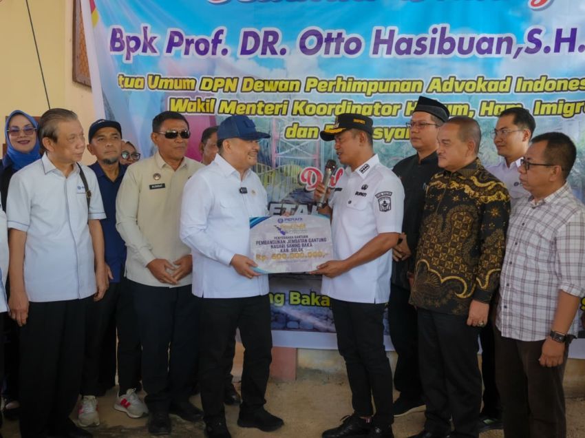 Bupati Solok Dampingi Wamenko Hukum, HAM, Imigrasi dan Pemasyarakatan Ground Breaking Jembatan Gantung Saniang Baka