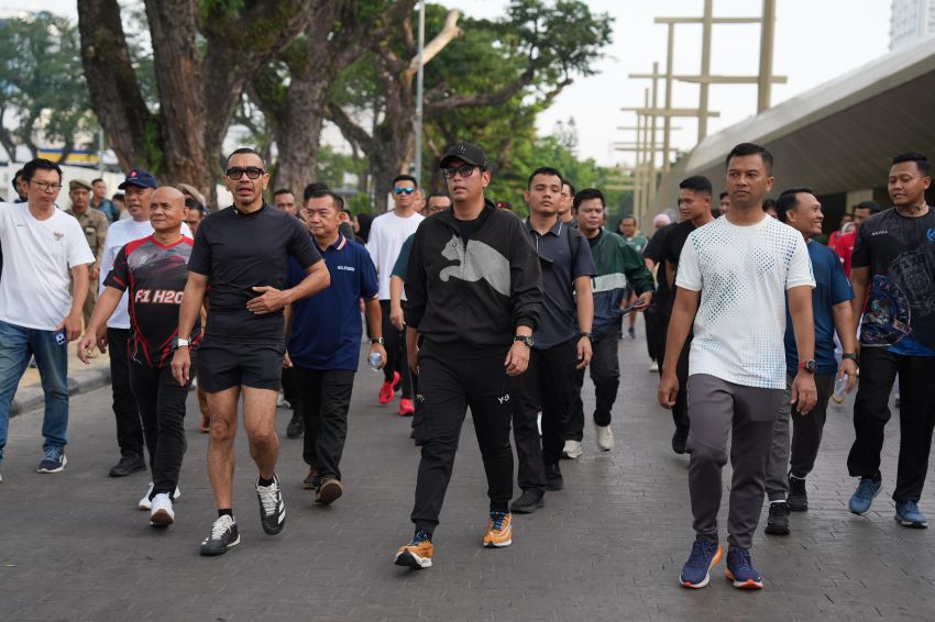 Rico Waas, Exco PSSI Arya Sinulingga, dan Dandim Membaur di CFD, Sapa Warga Medan