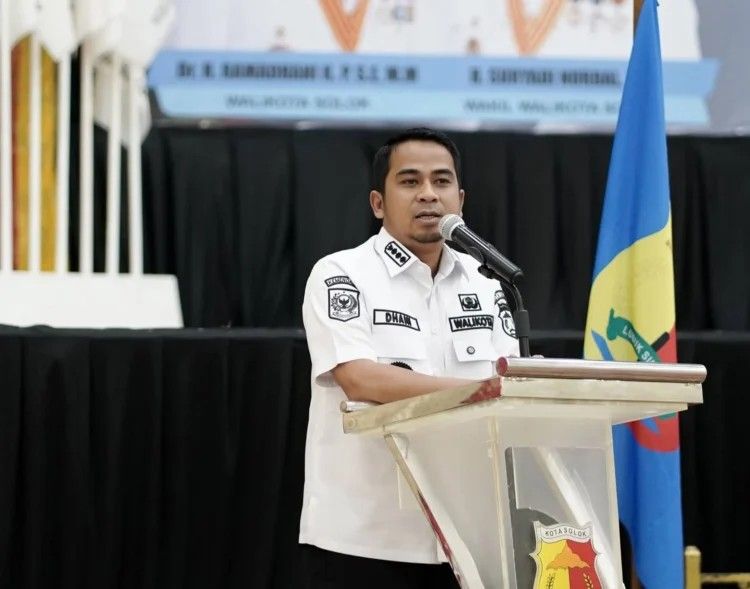 Kota Solok Daerah Pertama Mengalihkan Pengelolaan Transaksi Keuangan Daerah Berbasis Syariah di Sumbar