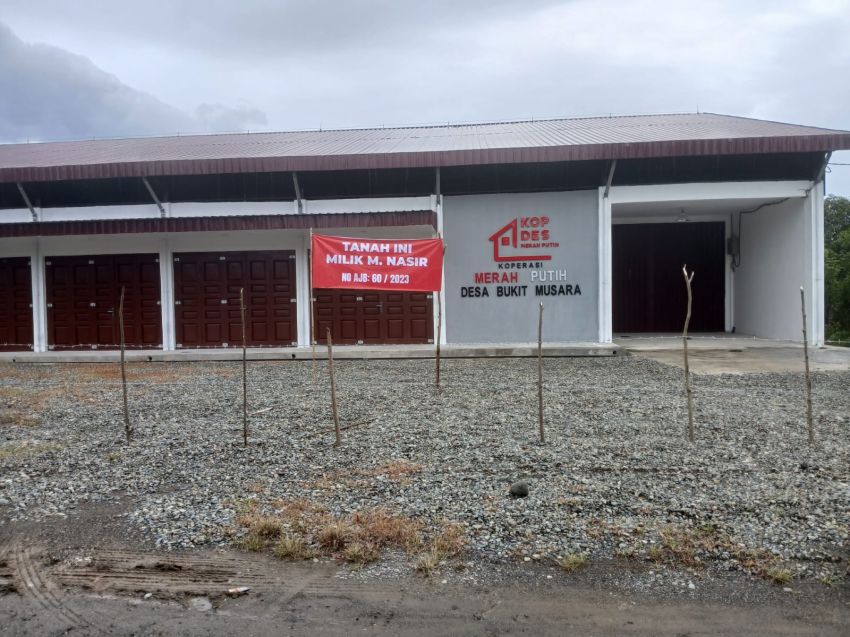Pemilik Klaim Tanah Gedung Koperasi Merah Putih Bukit Mesara, Lokasi Dipagari Kawat Duri