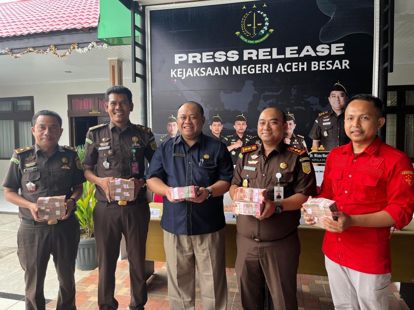 Kajari Aceh Besar Pulihkan Kerugian Negara Hampir Rp1 Miliar dari Dua Kasus Korupsi
