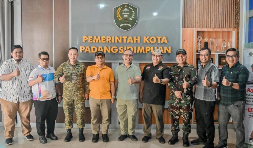Wali Kota Padangsidimpuan Tinjau Langsung Lokasi Banjir, Perbaikan Jembatan dan Masjid Dikebut