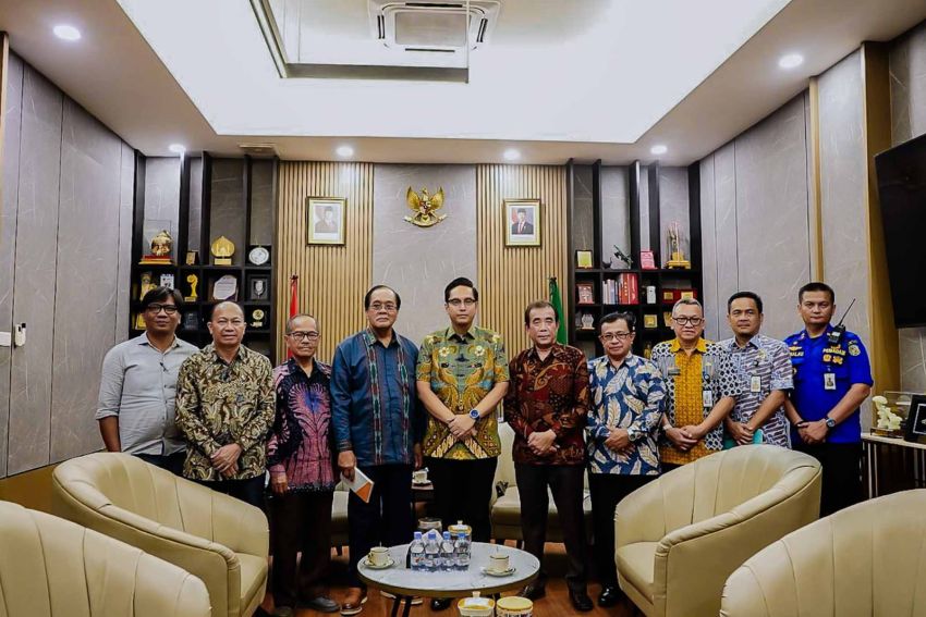 Rico Waas: Yayasan Pendidikan Berbasis Agama Berperan Bentuk Karakter Generasi Muda