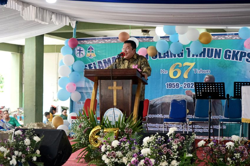 Wali Kota menghadiri acara perayaan Hari Ulang Tahun ke-67 GKPS Efrata Resort Siantar II