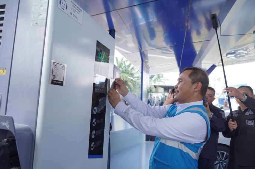 SPKLU PLN Presisi Ultra Fast Charging Pertama di Lingkungan Polda se-Indonesia Resmi Beroperasi di Polda Sumut