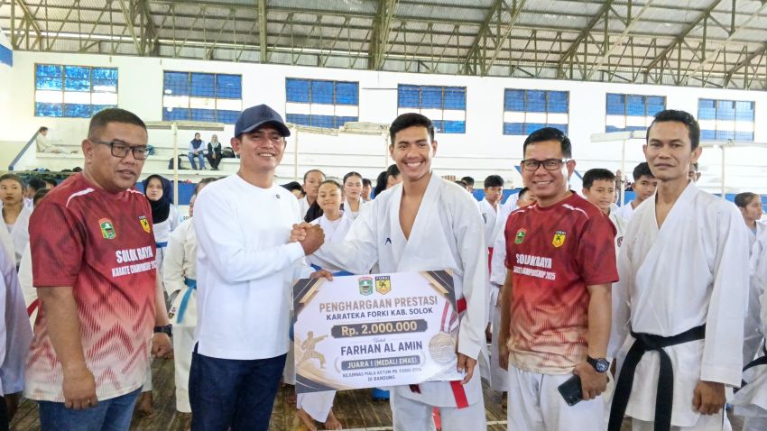 Jelang PORPROV 2026 Bupati Solok Berikan Motivasi kepada Atlet FORKI Kabupaten