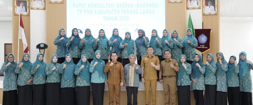Rakonda PKK Padang Lawas 2026 Resmi Dibuka, Bupati Putra Mahkota Alam Tekankan Keluarga Jadi Pondasi Kemajuan