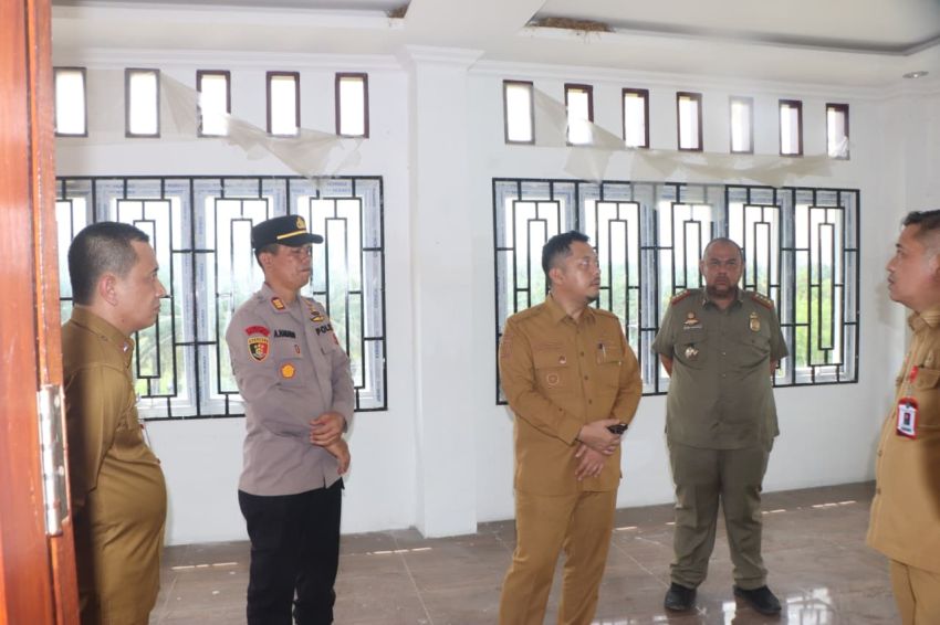 Bupati Paluta Reski Basyah Harahap Tinjau Mako Polres Sementara di Aek Suhat, Siap Perkuat Keamanan Masyarakat
