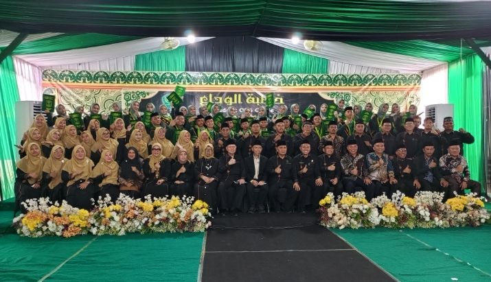 Khutbatul Wada&rsquo; dan Wisuda XXXIV Ponpes Modern Darul Hikmah, Jaga Nama Baik Pesantren Ditengah-tengah Masyarakat