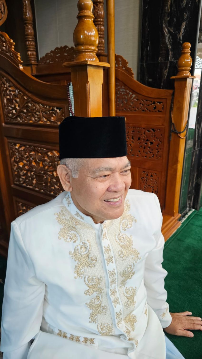 Khutbah Jumat di Masjid Assyakirin Johor, Asren Nasution Tekankan Pembangunan Berkelanjutan Berbasis Tauhid